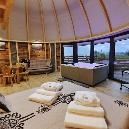 فندق Tatry Mountain Glamp Z Jacuzzi زاكوباني المظهر الخارجي الصورة