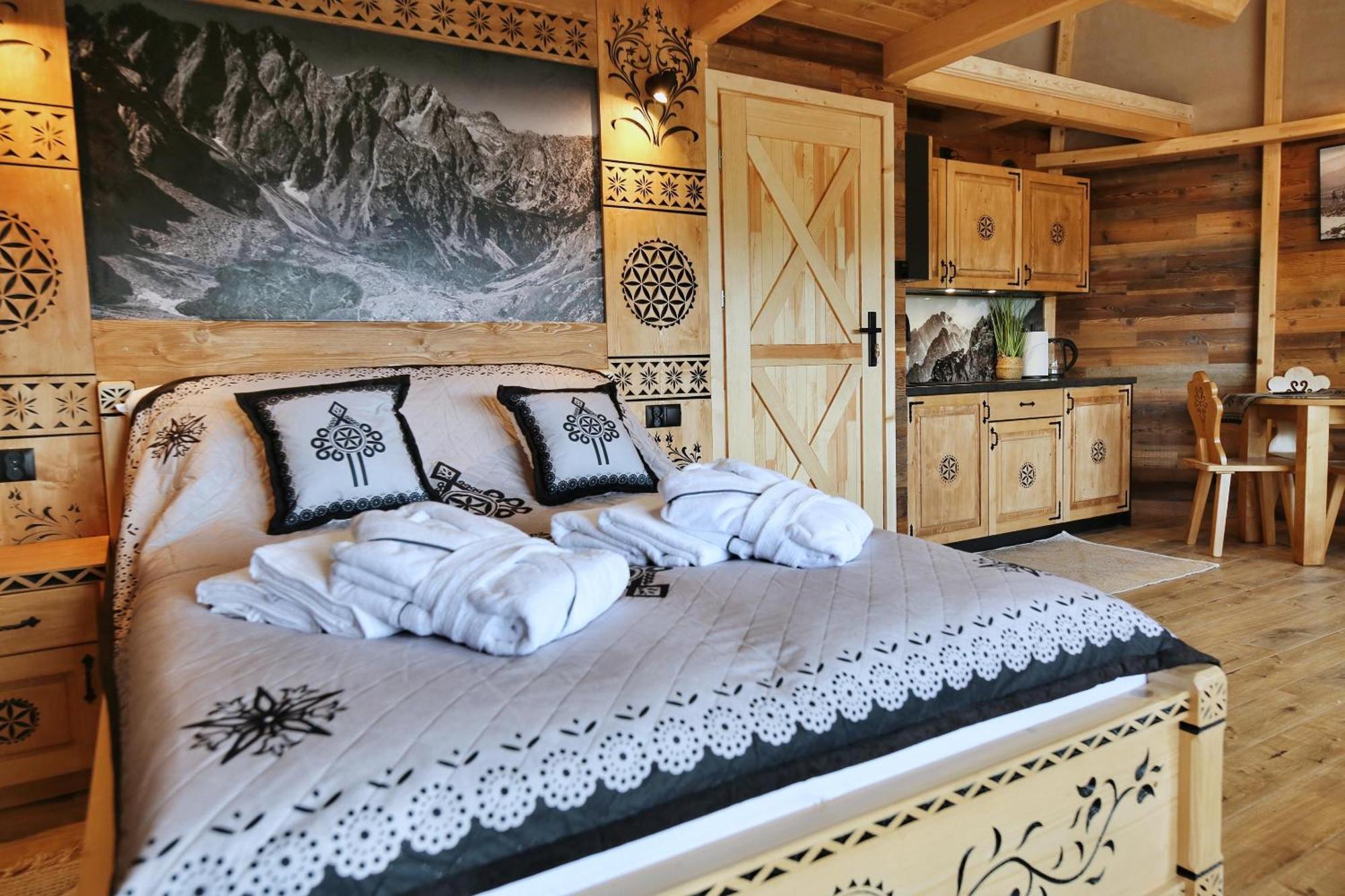 فندق Tatry Mountain Glamp Z Jacuzzi زاكوباني المظهر الخارجي الصورة