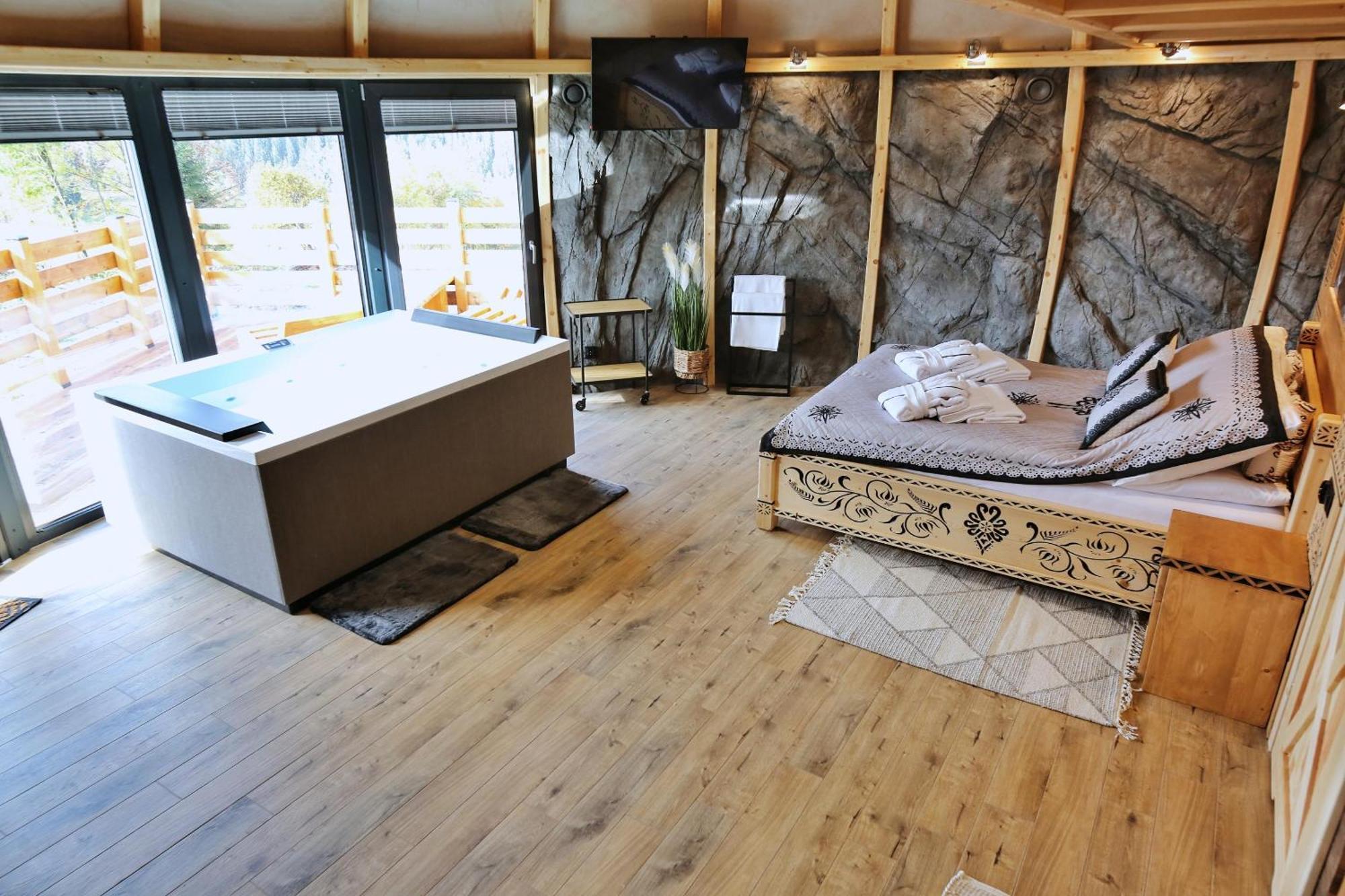 فندق Tatry Mountain Glamp Z Jacuzzi زاكوباني المظهر الخارجي الصورة