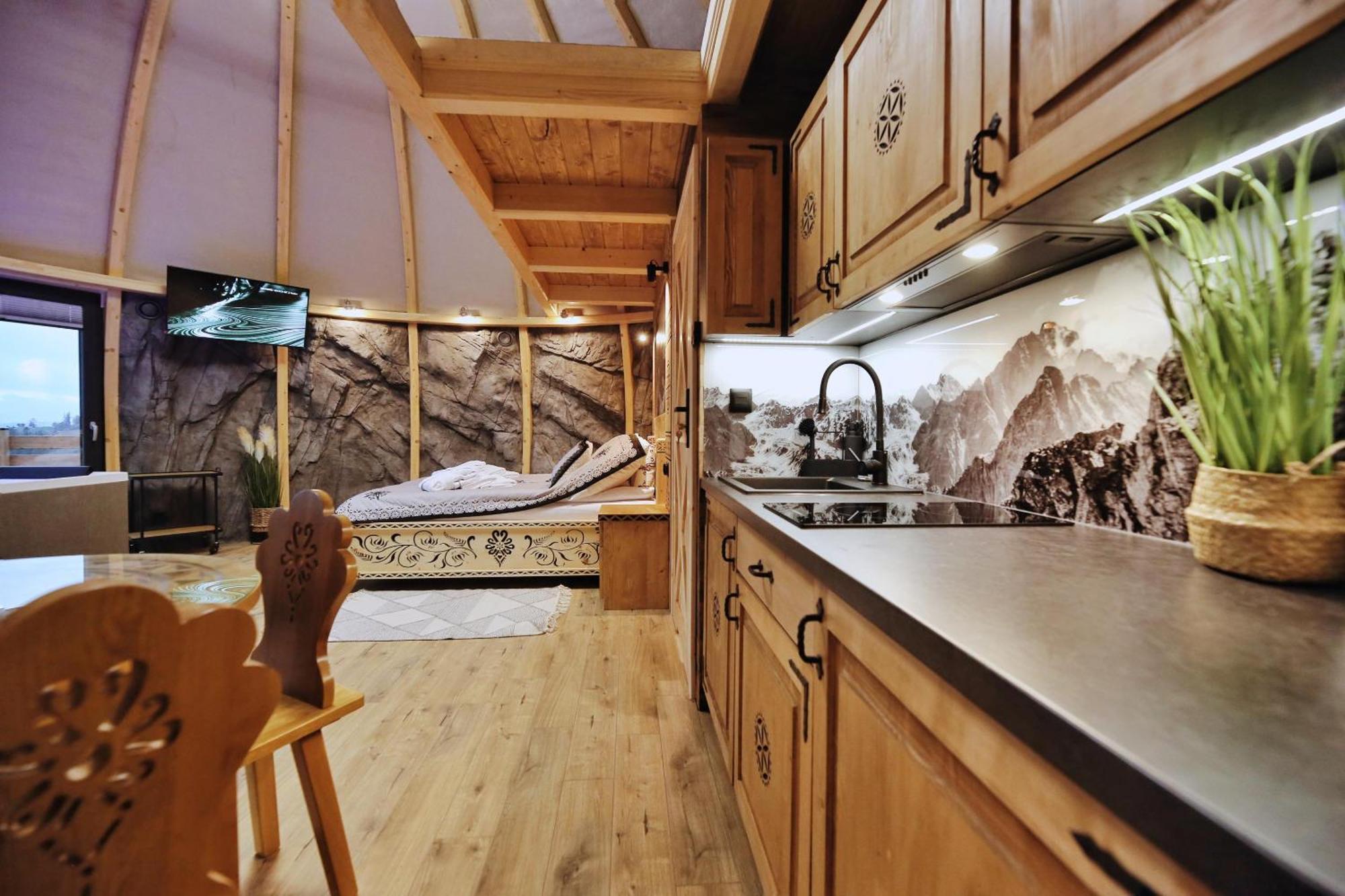 فندق Tatry Mountain Glamp Z Jacuzzi زاكوباني المظهر الخارجي الصورة