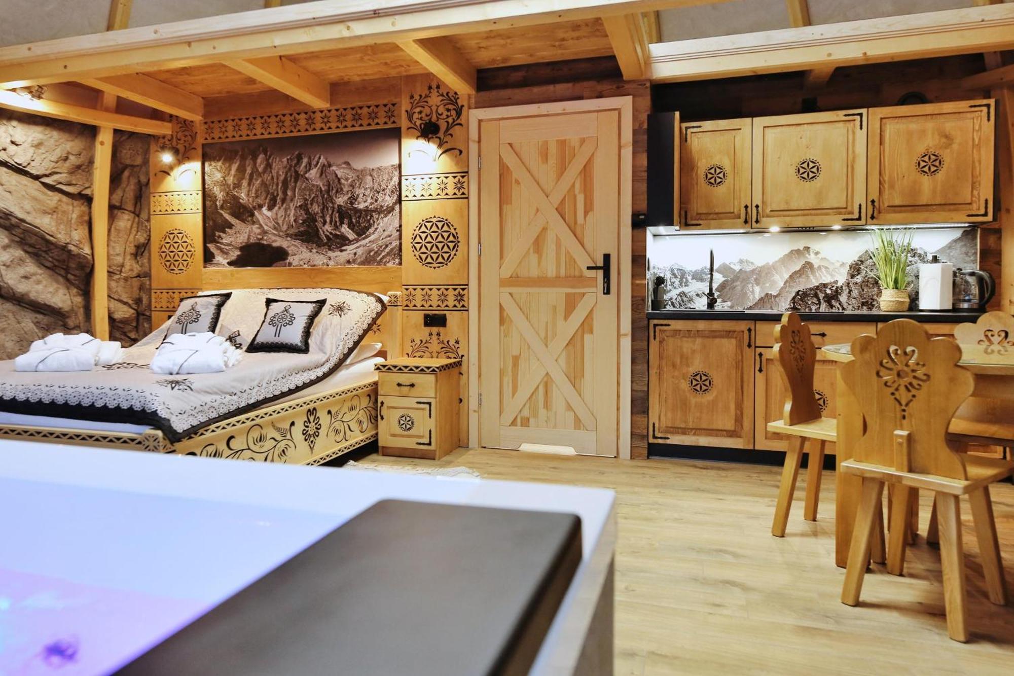 فندق Tatry Mountain Glamp Z Jacuzzi زاكوباني المظهر الخارجي الصورة