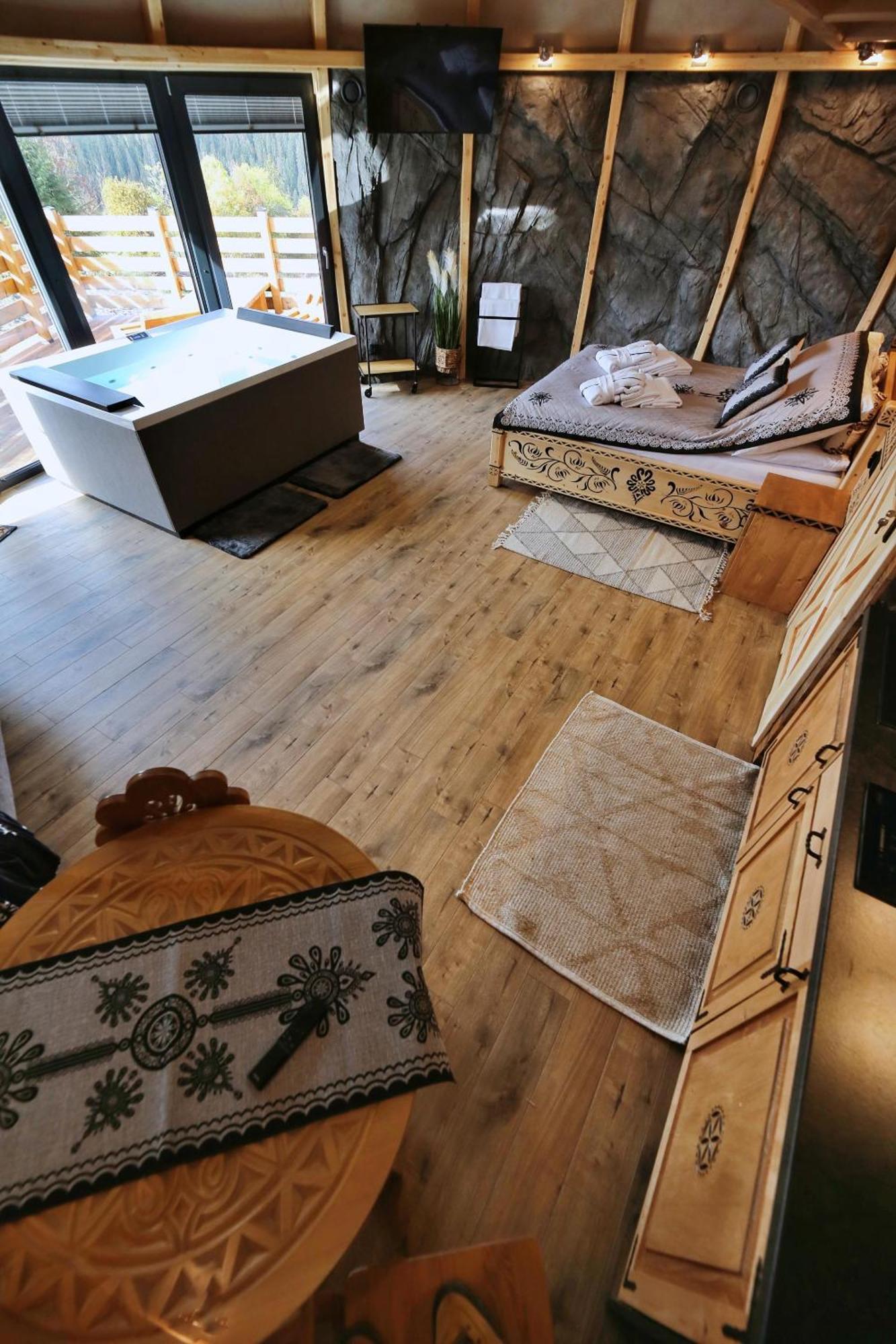 فندق Tatry Mountain Glamp Z Jacuzzi زاكوباني المظهر الخارجي الصورة