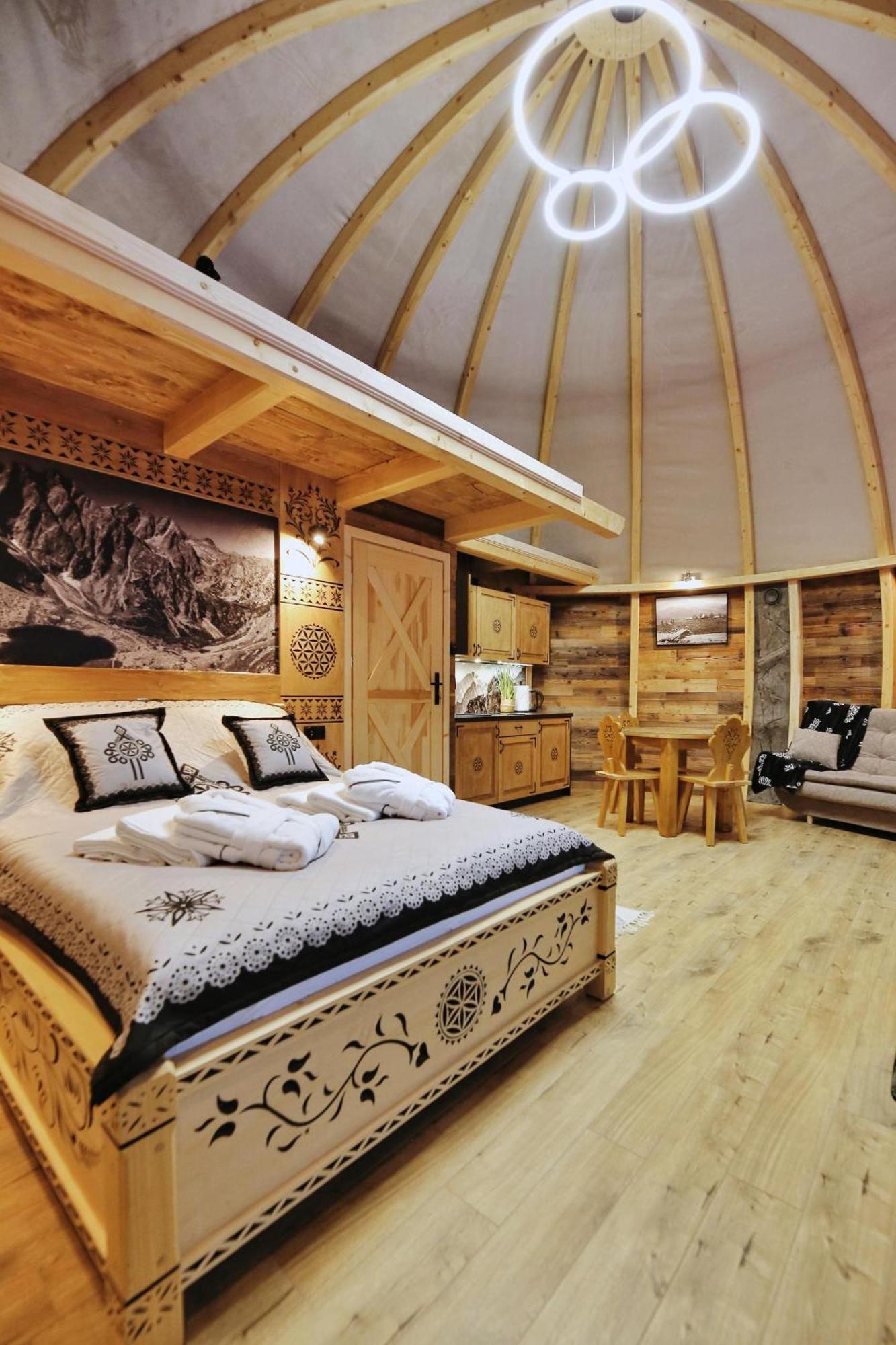فندق Tatry Mountain Glamp Z Jacuzzi زاكوباني المظهر الخارجي الصورة