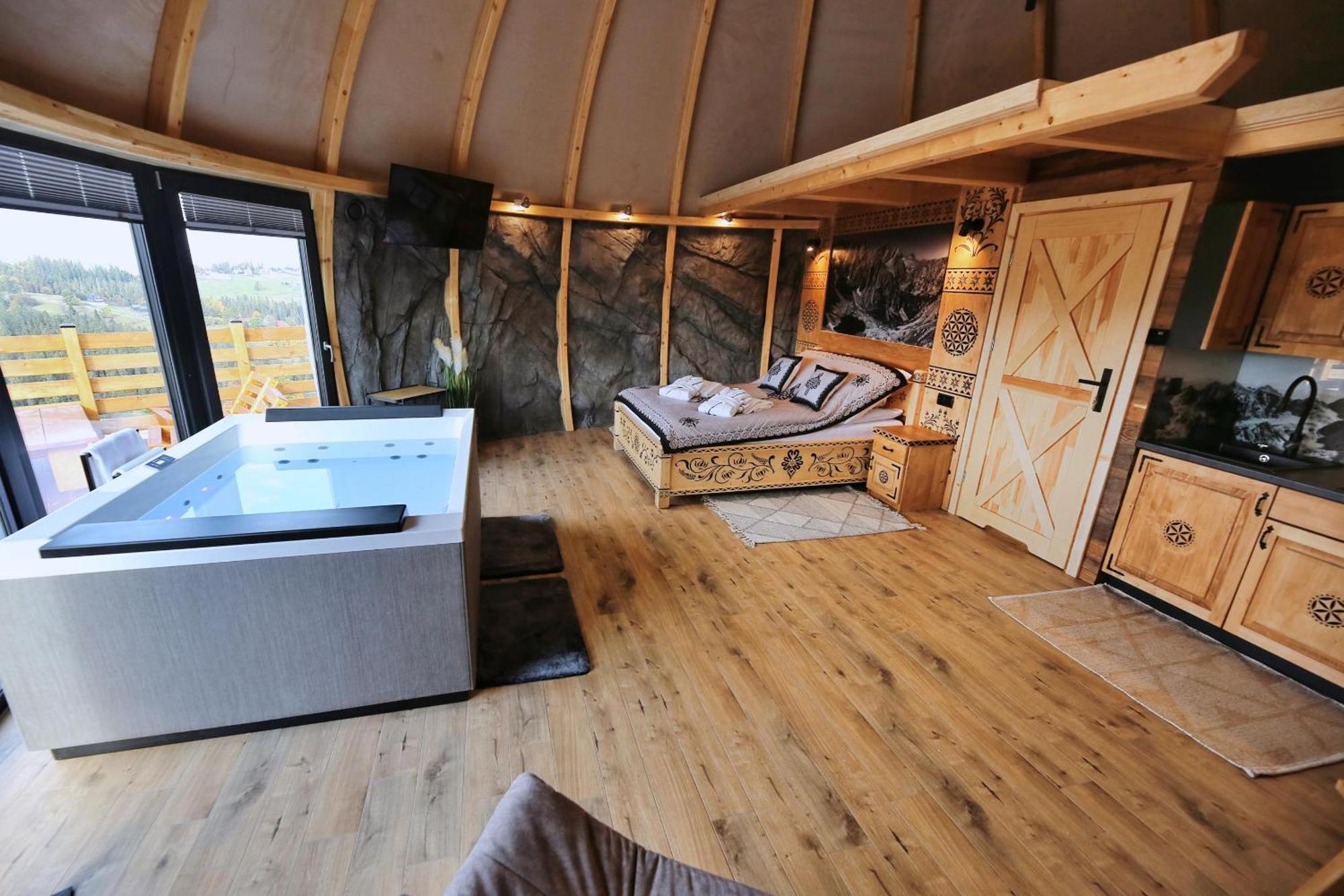 فندق Tatry Mountain Glamp Z Jacuzzi زاكوباني المظهر الخارجي الصورة