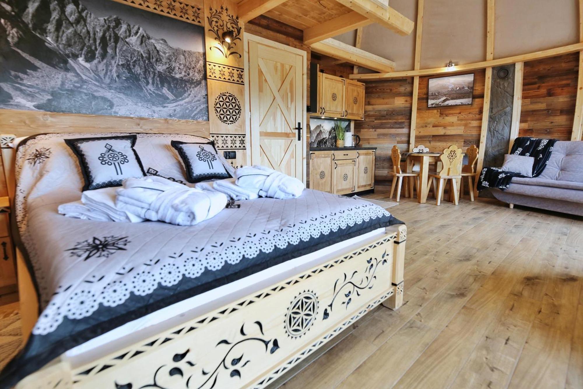 فندق Tatry Mountain Glamp Z Jacuzzi زاكوباني المظهر الخارجي الصورة