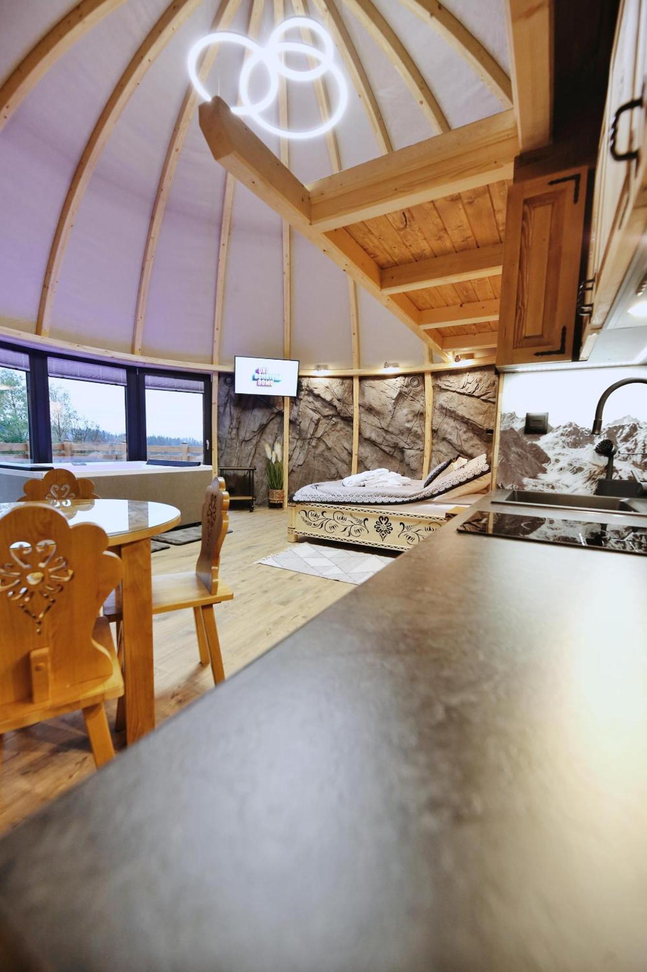 فندق Tatry Mountain Glamp Z Jacuzzi زاكوباني المظهر الخارجي الصورة